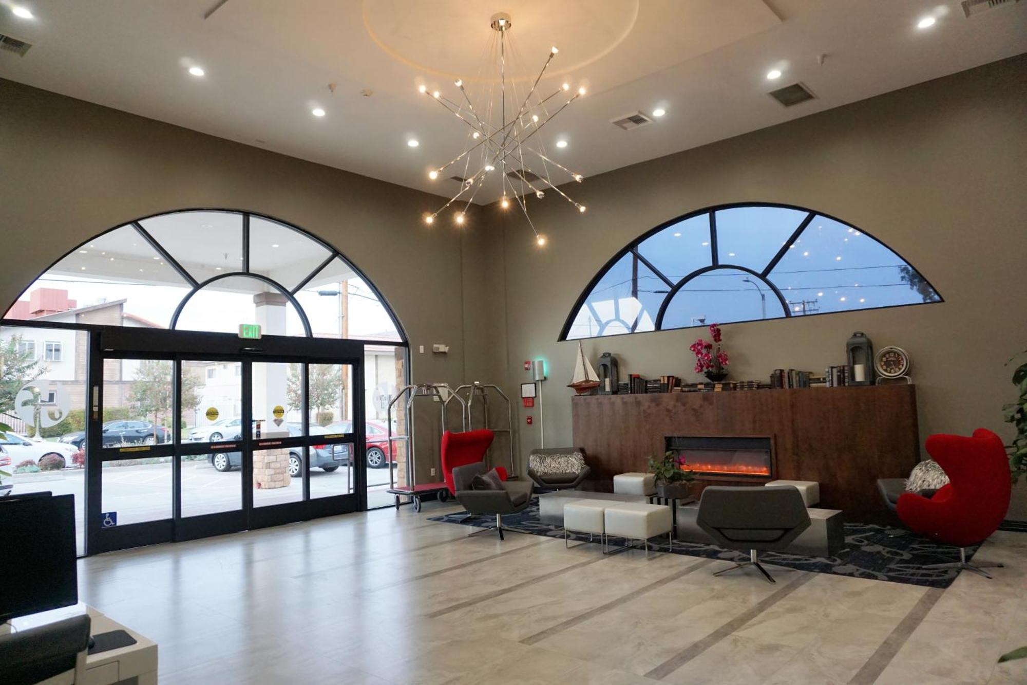 Hartford Hotel Best Western Signature Collection Роузмийд Екстериор снимка